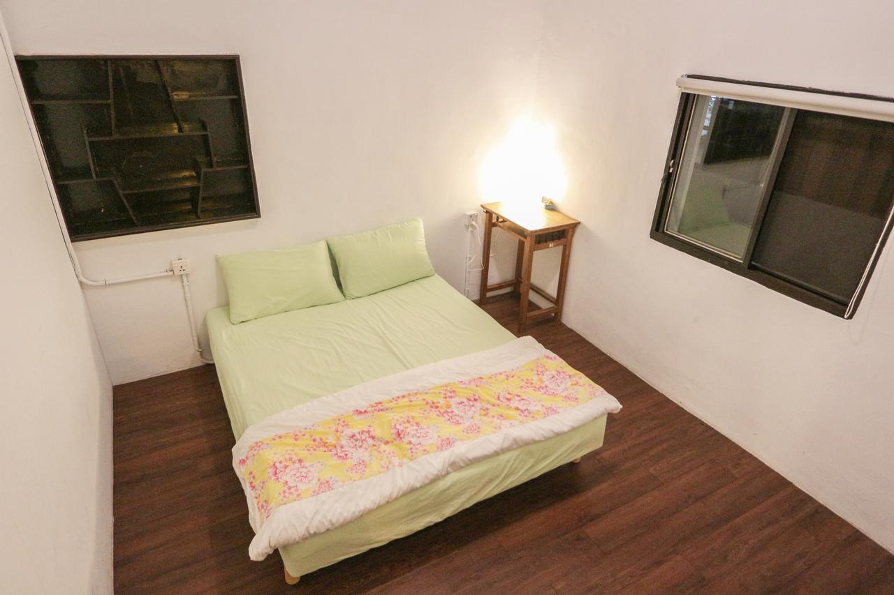 T-Life Hostel Taichung Exterior photo