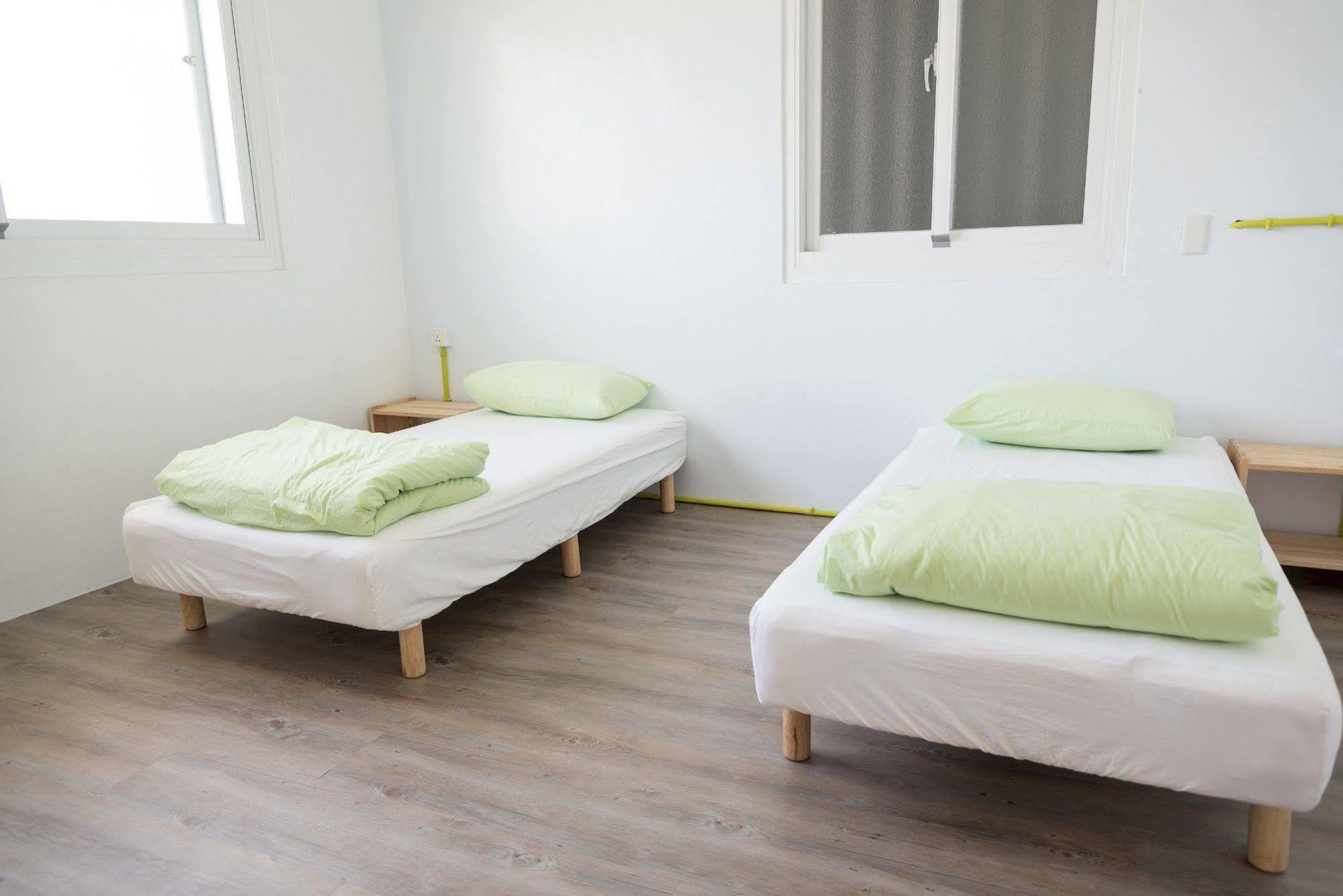 T-Life Hostel Taichung Exterior photo